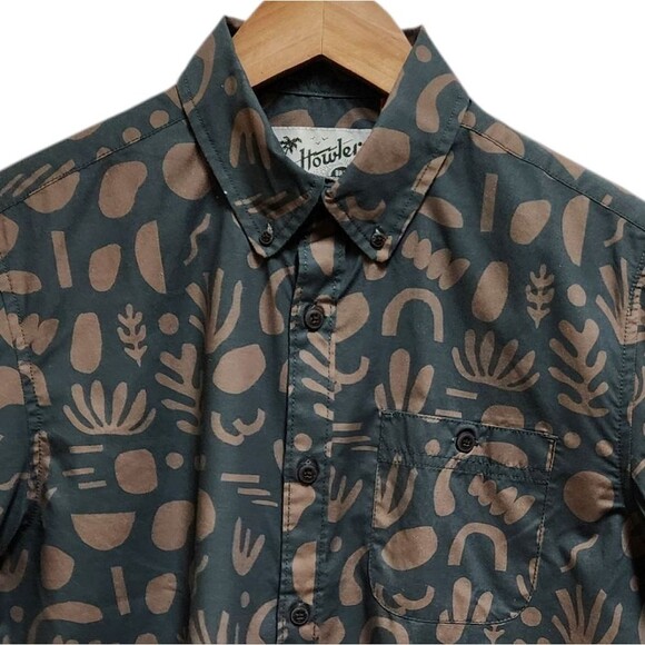 Howler Bros Mansfield Shirt Mens S Cotton Poly Distant Forms Dark Forest Print - Picture 4 of 16